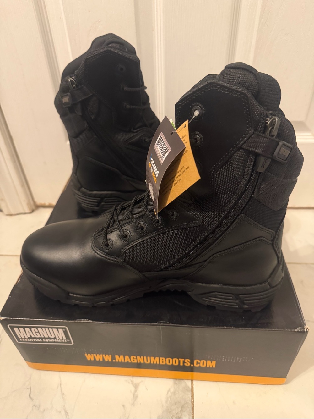 NIB Magnum Stealth Force 8.0 SZ WP Wide Men’s 13 Tactical Boots